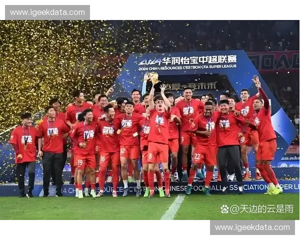 激情赛场永不言败 足球梦想在绿茵场上绽放荣耀